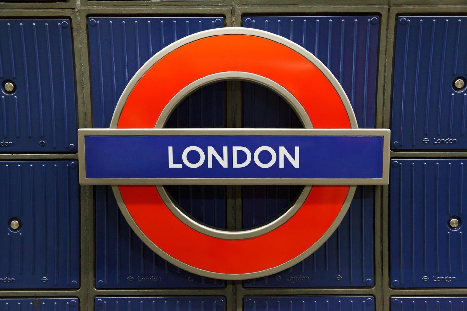 2 Bedroom Flat, Dalston Junction, Londra Esterno foto